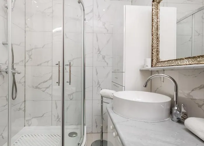 Art Teatro Appartement Rijeka