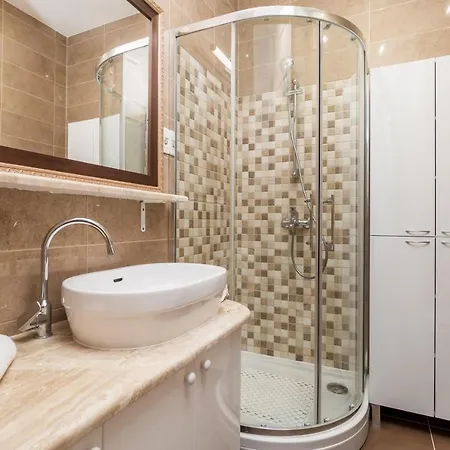 Art Teatro Διαμέρισμα *